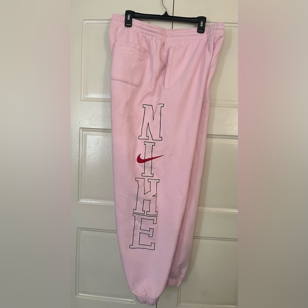 Supreme Sweat Pant Joggers x Nike - Pink